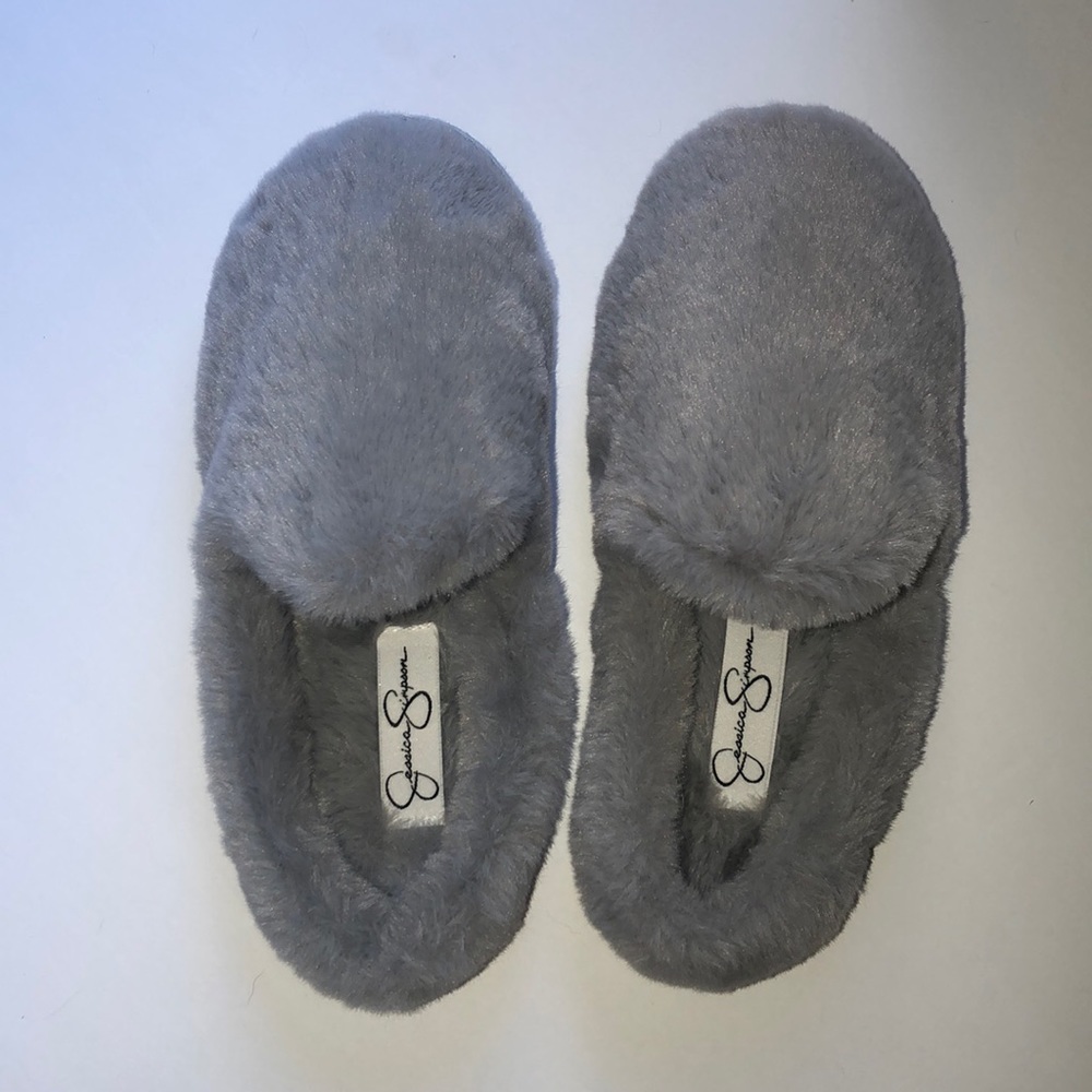 ***SOLD*** Jessica Simpson slippers